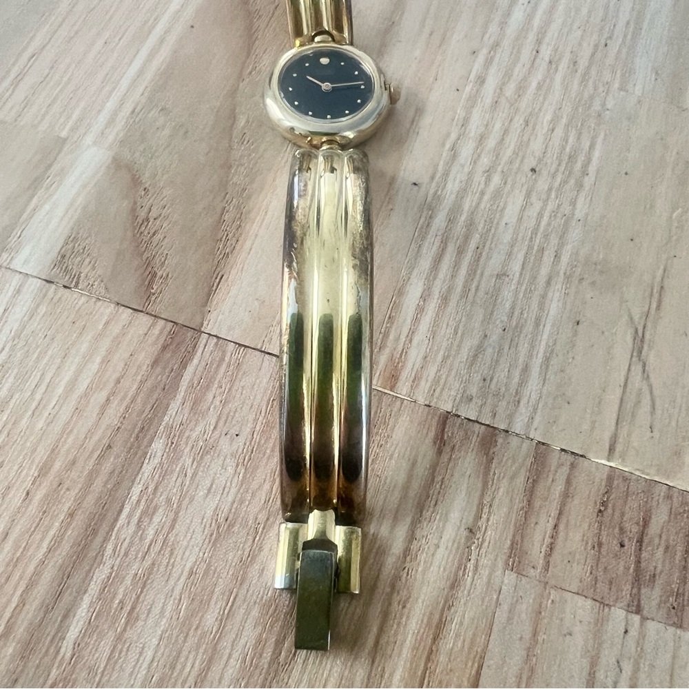 Vintage Seiko ladies black gold tone bracelet dress watch NEW BATTERY - Picture 4 of 12